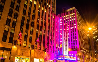 Radio city konser salonu, gece, rockefeller center, manhattan