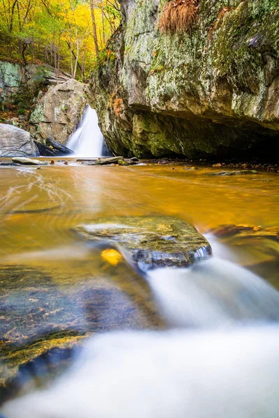 Kilgore Falls, at Rocks State Park, Maryland. — Stock Photo, Image