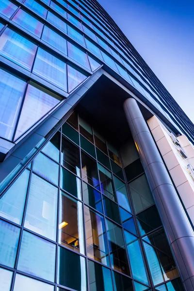 Mirando hacia el edificio del Banco WSFS en el centro de Wilmington, Del — Foto de Stock