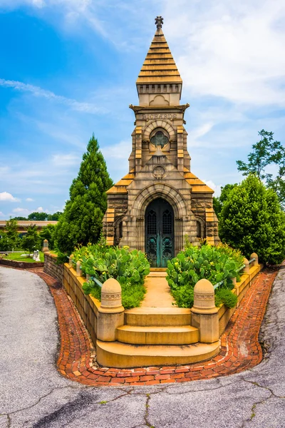 Mausoleum auf dem Eichenfriedhof in Atlanta, Georgien. — Stockfoto