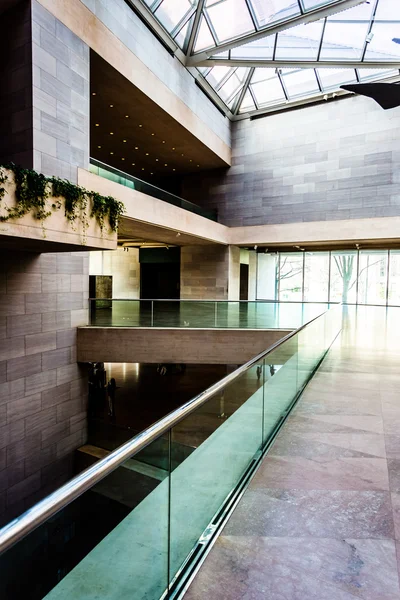 Modern architecture in the East Building of the National Gallery — Stock Photo, Image