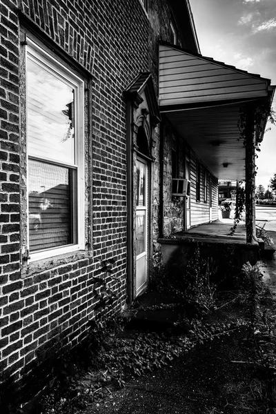 Vecchia casa fatiscente nel abbottstown, pennsylvania. — Φωτογραφία Αρχείου