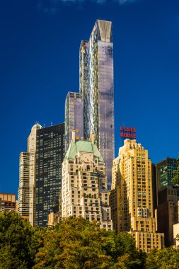 midtown Manhattan'ın Merkez Parkı'ndan yeni yor seen içinde gökdelenler