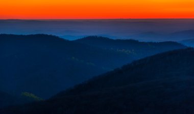 Sunrise Appalaş Dağları, skyline sürücü gördüm üzerinde 