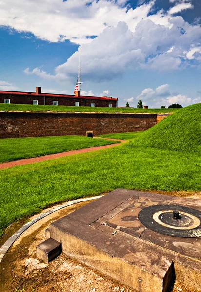 Summer storm clouds over Fort McHenry, Baltimore, Maryland — Stock Photo, Image