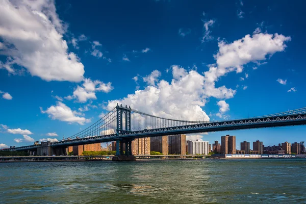 Ponte Manhattan, vista de Brooklyn, Nova Iorque . — Fotografia de Stock