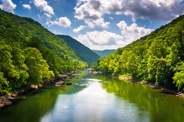 The New River, seen from Fayette Station Road, at the New River — Stock Photo, Image