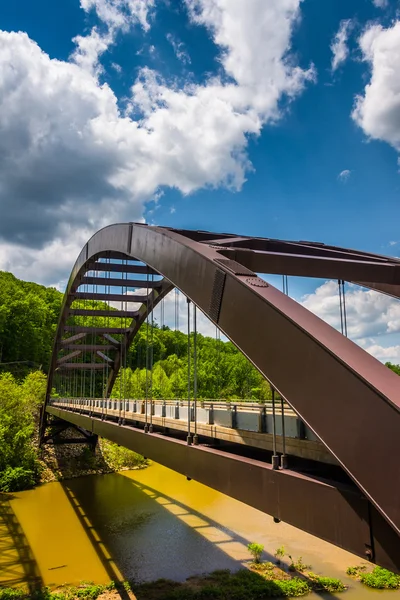 The Paper Mill Road Bridge over Loch Raven Reservoir in Baltimor — Stock Photo, Image