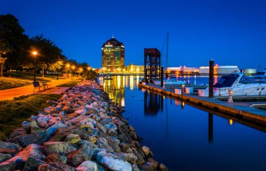 canton, baltimore, maryland gecede liman bölgesinde. 