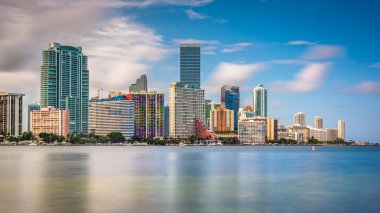virginia anahtar, miami, Florida miami siluetinin manzarasına. 