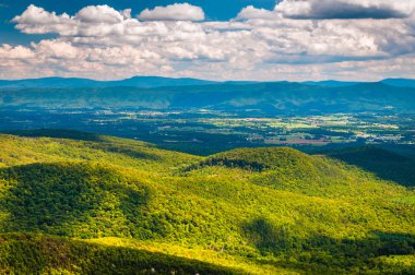 View of the Shenandoah Valley and Appalachian Mountains from the clipart