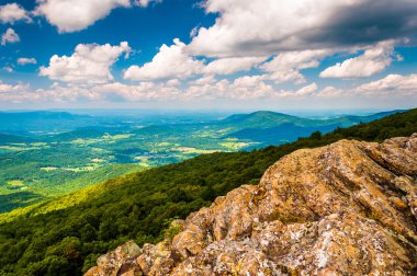 shenandoah Vadisi'nin güney marshall, uçurumlarda üzerinden görüntülemek 