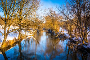 Kış görünümü bir dere kırsal York County, Pennsylvania. 