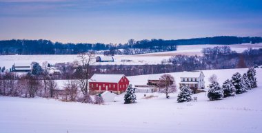 bir çiftlik kırsal york County, pennsylvania kış manzarası. 