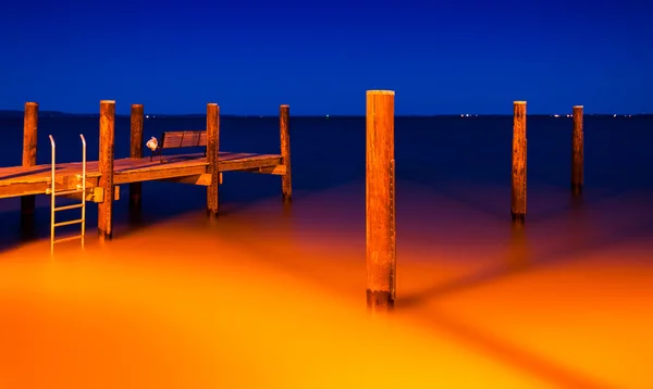 Havre de grace, maryland, gece de balıkçılık iskele. — Stok fotoğraf