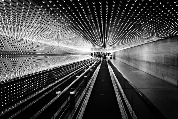 Ulusal Galeri sanat, WA geçit hareketli underground