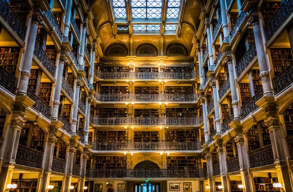 The interior of the Peabody Library in Mount Vernon, Baltimore, Stock Photo