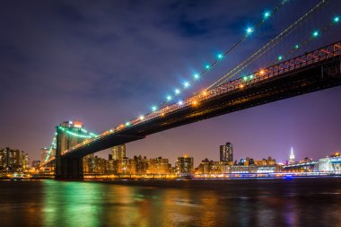 brooklyn Köprüsü nden gece brooklyn Köprüsü Parkı'ndan yeni gördüm