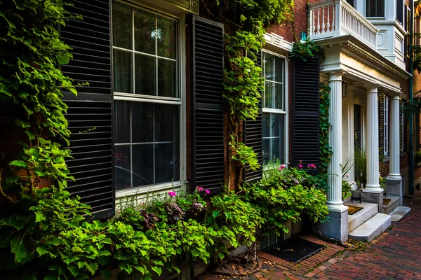 Beacon hill, boston, Massachusetts güzel evler. — Stok fotoğraf