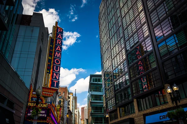 Paramount Theater, le long de Washington Street à Boston, Massachuse — Photo