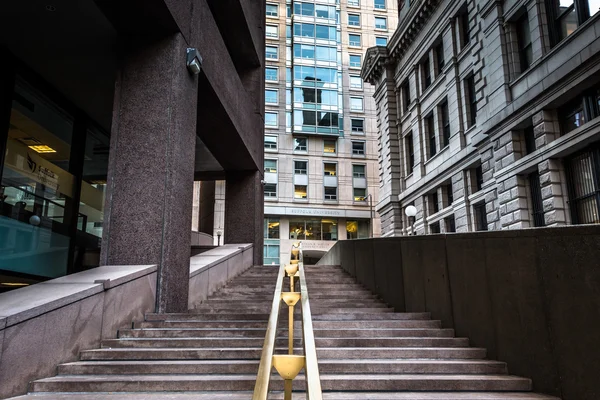Merdiven ve Boston, massach suffolk Üniversitesi'nde binalar — Stok fotoğraf