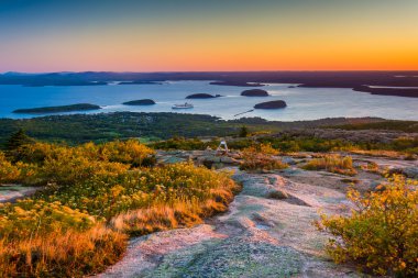 Caddilac dağın Acadia Milli Parkı'nda, Mai görünümünden gündoğumu