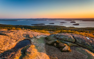 Caddilac dağın Acadia Milli Parkı'nda, Mai görünümünden gündoğumu