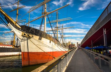 Wavertree yelkenli gemi, Manhattan'ın Güney sokak Seaport,