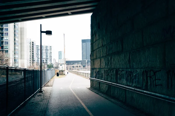 Cykelled under en överfart i Philadelphia, Pennsylvania. — Stockfoto