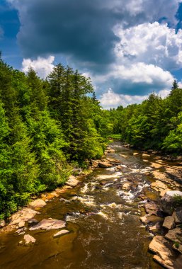 karasu Nehri Köprüsü, karasu'görünümü s düşüyor