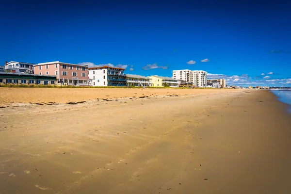 Buildings along the beach at Old Orchard Beach, Maine. — Stock Photo, Image