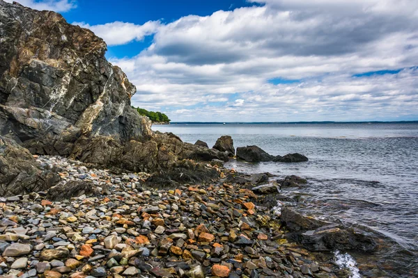 Fransız Bay, Mount Desert Island, Bar H üzerinde görülen kayalık plaj — Stok fotoğraf