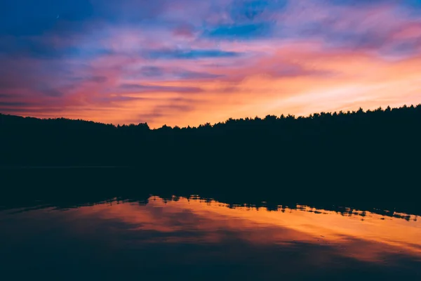 Sunset over Long Arm Reservoir, near Hanover, Pennsylvania. — Stock Photo, Image
