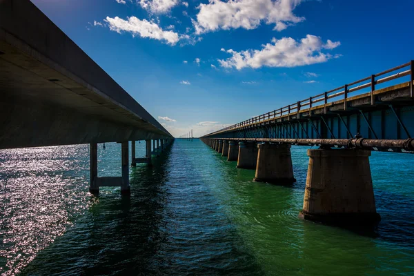 The Seven Mile Bridge, sulla Overseas Highway a Marathon, Florida . — Foto Stock