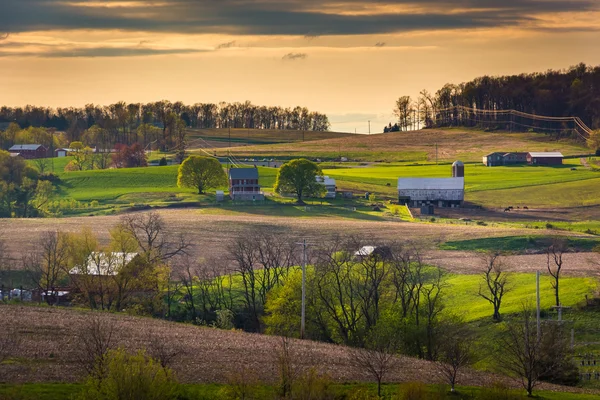 Vista noturna de campos agrícolas e colinas em rural York Coun — Fotografia de Stock