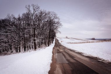 Kar kaplı alanlar bir ülke Road, kırsal York County, 