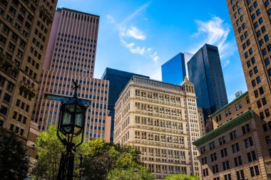 Aşağı Manhattan, New York'taki çeşitli binalar.