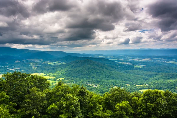 Weergave van de Shenandoah vallei vanaf Skyline Drive, Shenandoah Nat — Stockfoto