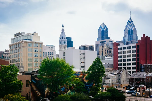 View of the Philadelphia skyline from the Reading Viaduct, Phila — Stock Photo, Image