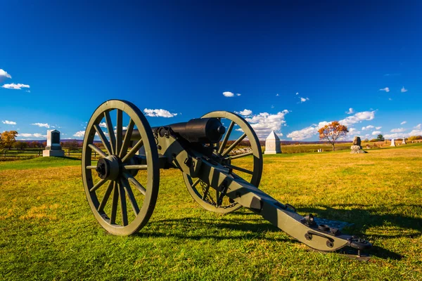 Cannon in a field at Gettysburg, Pennsylvania. — Stock Photo, Image