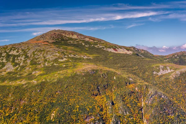 View of distant mountains from the summit of Mount Washington, N — Stock Photo, Image