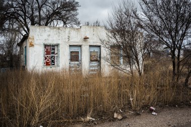 Moriarty, New Mexico'da bina terk.