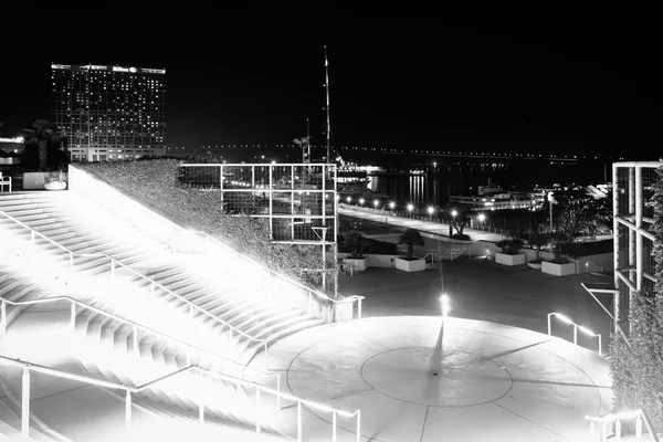 Merdiven ve gece Kongre liman bölgesinde görünümünü — Stok fotoğraf