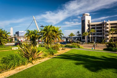 San Diego, California Kongre Merkezi'nde bahçeleri.