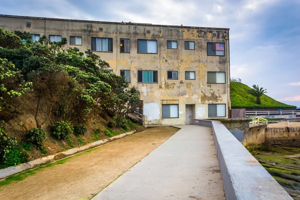 Ocean Beach, California'dan geçit ve halsiz daire binada — Stok fotoğraf