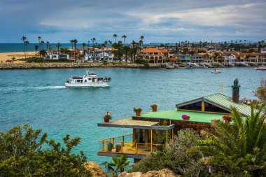 Şirketten bir uçurum ve görünümü Newport Beach Corona del Mar, 
