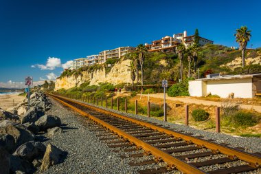 San Clemente, California sahil boyunca demiryolu parça.