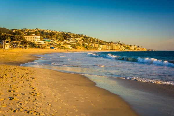 Βράδυ φως στην ακτή στη Laguna Beach, Καλιφόρνια. — Φωτογραφία Αρχείου