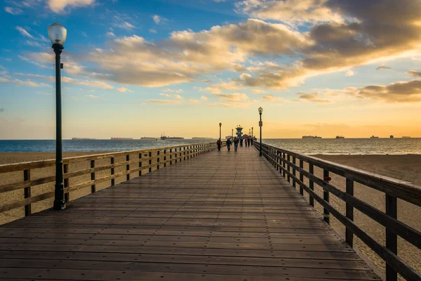 The pier at sunset, in Seal Beach, California. — Stock Photo, Image
