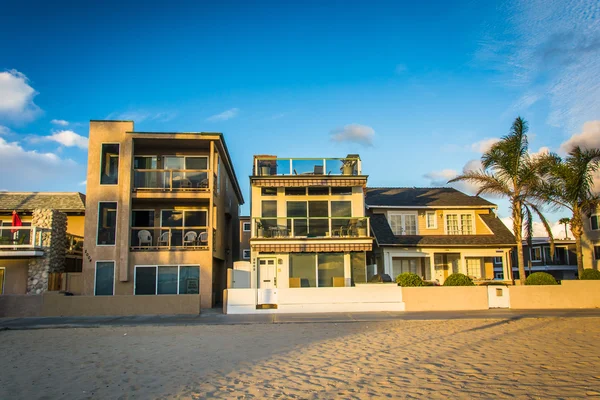 Beachfront homes in Newport Beach, California. — Stock Photo, Image